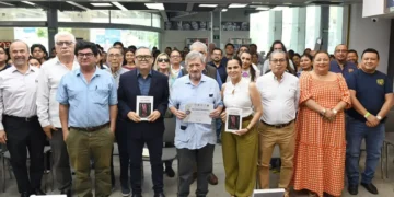 Presenta Enrique Barón Crespo “Paz y Guerra” durante la CIU UNACH 2026