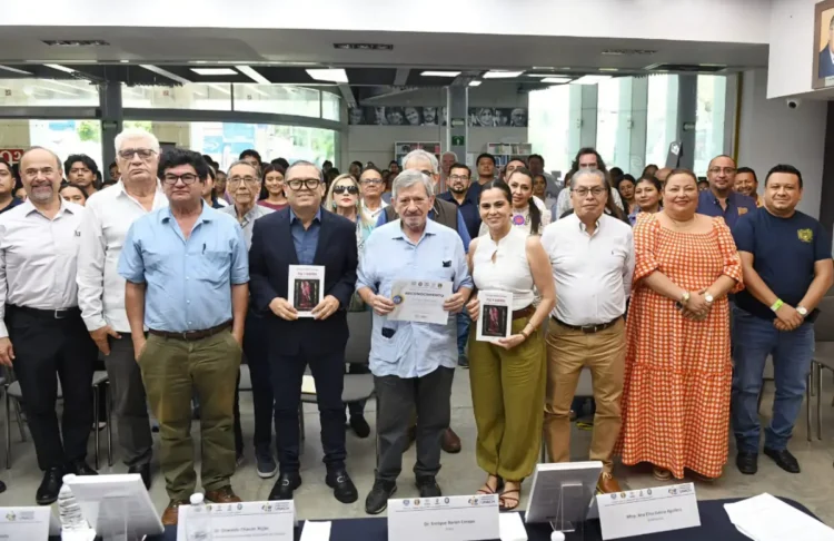 Presenta Enrique Barón Crespo “Paz y Guerra” durante la CIU UNACH 2026