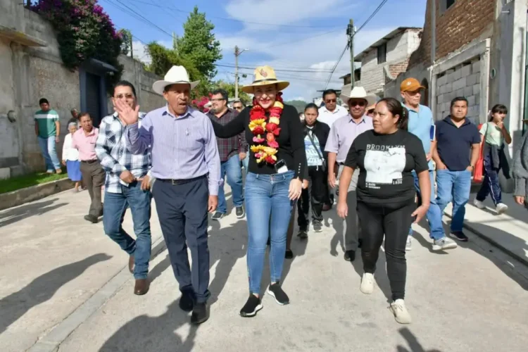 Cumple Fabiola Ricci compromiso con la colonia Morelos con segunda etapa de rehabilitación vial