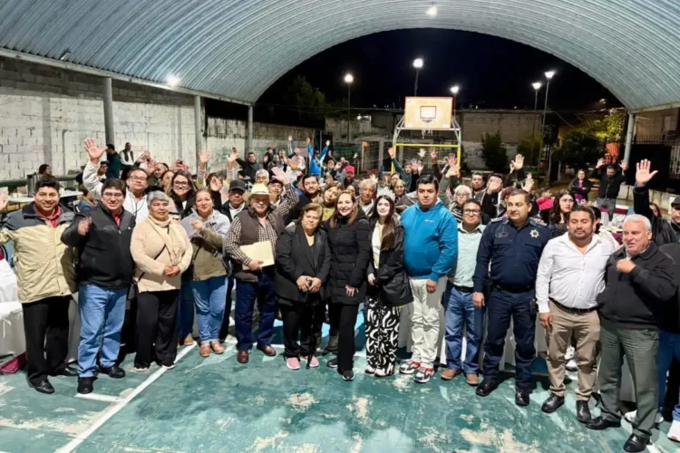 Reconocen representantes de 44 colonias el trabajo de la alcaldesa Fabiola Ricci 