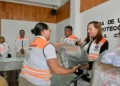 Fortalece Ayuntamiento a Protección Civil con entrega de uniformes