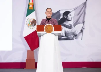 Presidenta informa que meta sexenal del Bachillerato Nacional se duplicará a 400 mil nuevos lugares