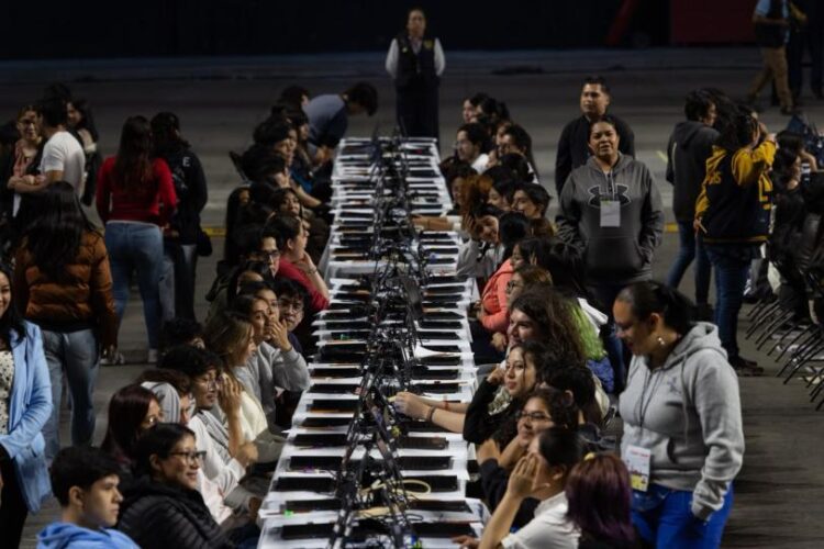 UNAM anticipa cambios al examen de ingreso tras crisis por prueba en línea