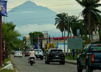 Volcán de Fuego pone a Chiapas en alerta por posible caída de ceniza