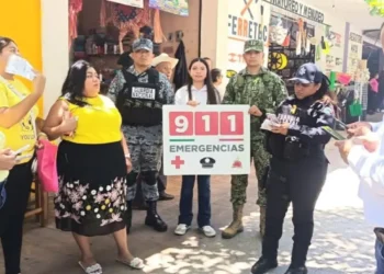 Fortalece CALLE 9-1-1 acciones de prevención del suicidio en Palenque