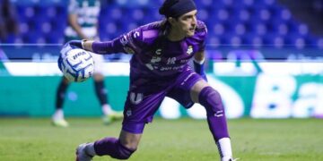 ¡Bombazo inesperado! Carlos Acevedo tendría oferta del Rayo Vallecano, equipo de LaLiga 