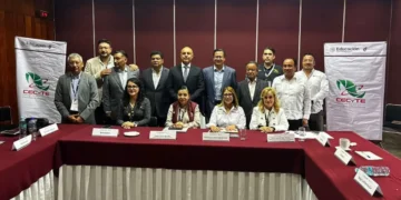 Cecytech participa en sesión nacional sobre certificación de competencias
