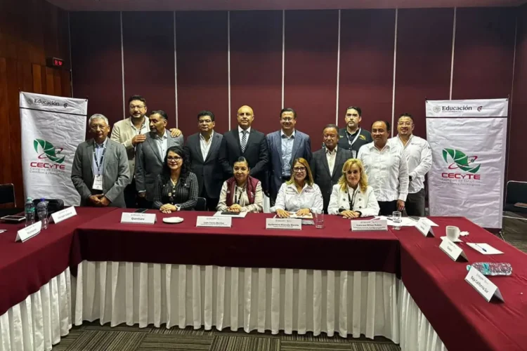Cecytech participa en sesión nacional sobre certificación de competencias