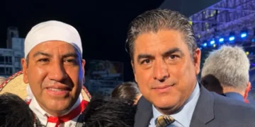 Cercanía que se construye: Pepe Garza acompañó al gobernador en el Grito de Independencia
