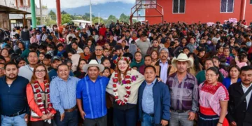 Inaugura Fabiola Ricci la calle Matasano 