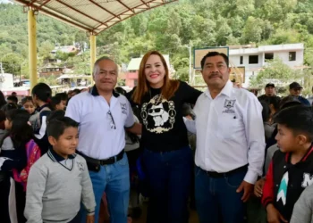 Fabiola Ricci encabeza inicio del ciclo escolar 2026 – 2027 