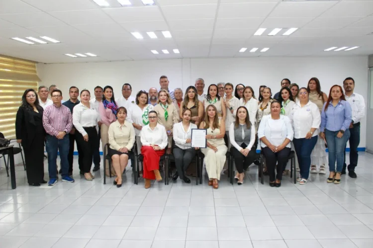 SEyT fortalece vinculación entre la academia y sector productivo 