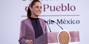 En 12 años se construirán 12 mil camas de hospital, el doble que en el periodo neoliberal: presidenta