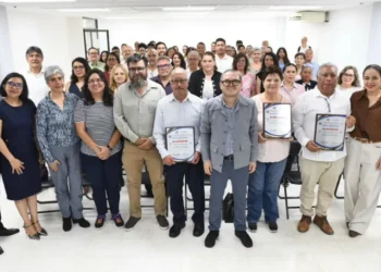 Reconoce UNACH el legado de los fundadores del Doctorado en Estudios Regionales
