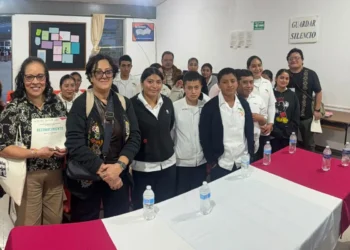 CECyT 20 San Cristóbal acerca la poesía y la cultura a su comunidad estudiantil