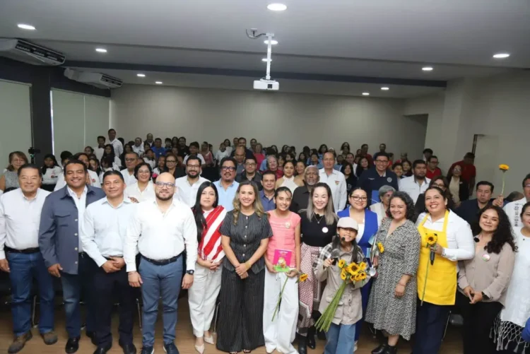 Presentan el libro: “El Misterio de Sofía” en el Congreso