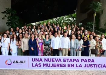 Eduardo Ramírez participa en encuentro nacional de juzgadoras y refrenda su compromiso con las mujeres