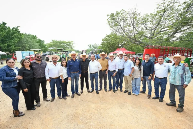 Encabeza Eduardo Ramírez reunión de trabajo con el Gabinete de la Secretaría del Campo