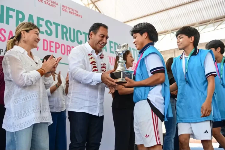 Eduardo Ramírez fortalece la educación, la salud y el bienestar en Honduras de la Sierra
