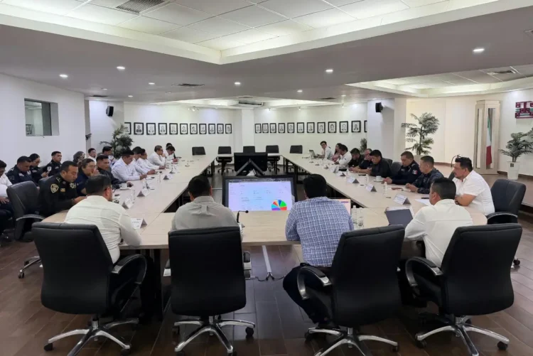 FGE participa en reunión de trabajo con directores y secretarios de SPM