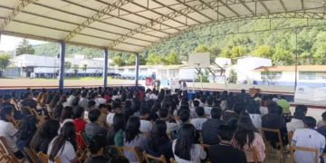 Fiscalía de Distrito Altos imparte pláticas de prevención del delito a estudiantes del Cobach 58 