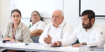 Dialoga IMSS Chiapas con organizaciones de trabajadores cañeros de Huixtla