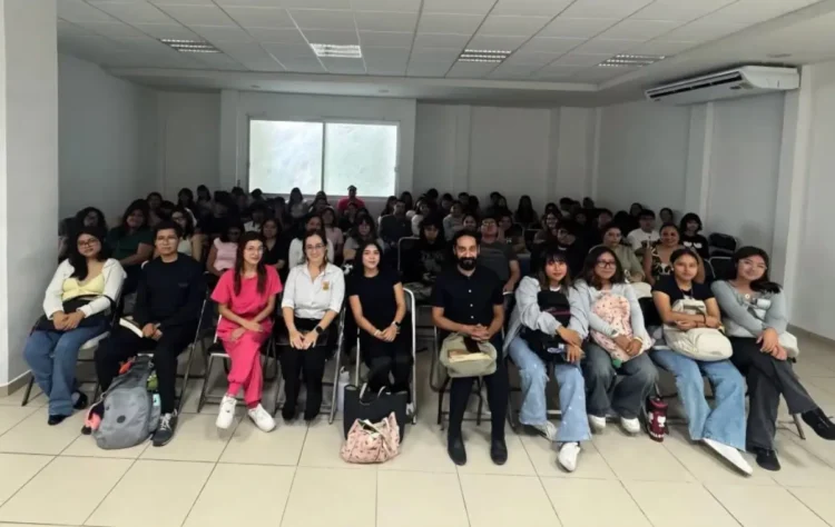 Imparten conferencia sobre la función de la psicología dentro del Poder Judicial