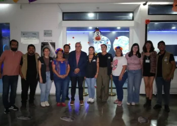 Planetario Tuxtla realiza velada astronómica para acercar la ciencia a las familias chiapanecas