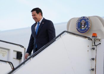 Marco Rubio inicia gira por Europa con escala en Islandia, punto clave en el Ártico