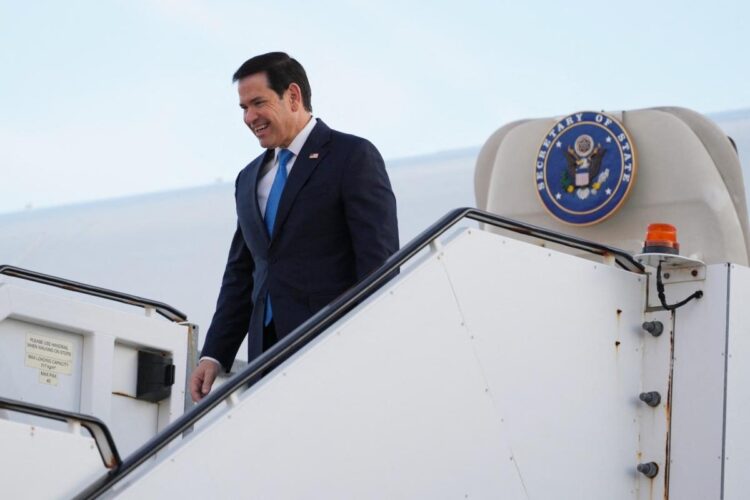 Marco Rubio inicia gira por Europa con escala en Islandia, punto clave en el Ártico