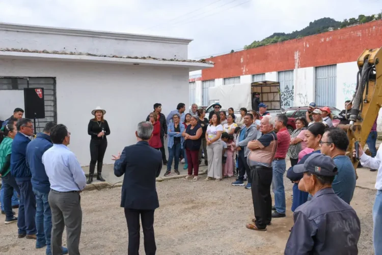 Fabiola Ricci atiende demanda ciudadana con el inicio de obra en Bosques de El Pedregal