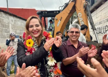 Inicia obra de pavimentación en Diagonal Las Minas 1 para mejorar movilidad de las familias