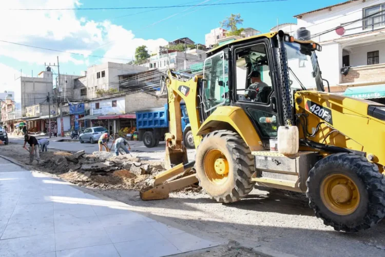 Ayuntamiento de SCLC rehabilita el periférico norte para mejorar la circulación vehicular