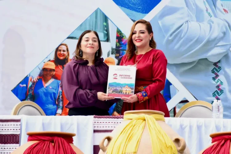 Fabiola Ricci rinde su 2o Informe de Gobierno ante más de 16 mil personas en San Cristóbal