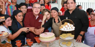 Gobierno de Chiapas impulsa el autoempleo con 686 becas de capacitación y más de 4.3 millones de pesos