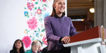 En cinco años, aumentó en 7 millones el número de mexicanos con agua entubada en su vivienda: presidenta