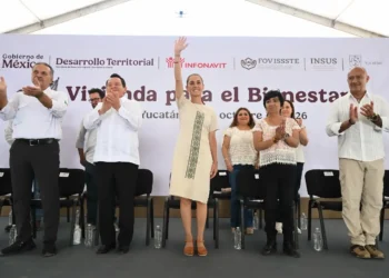 Presidenta realiza gira de supervisión y diálogo por hospitales del IMSS-Bienestar 