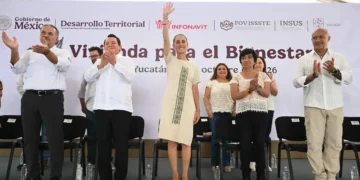 Presidenta realiza gira de supervisión y diálogo por hospitales del IMSS-Bienestar