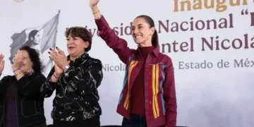 Presidenta inaugura Universidad Nacional Rosario Castellanos