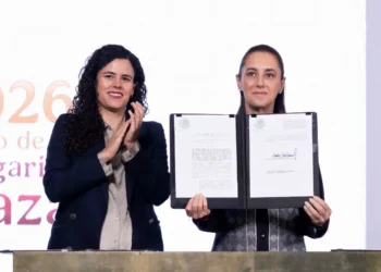 Presidenta destaca inversión histórica de cerca de 1.2 billones de pesos en el sexenio para electricidad y gaseoductos
