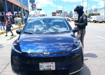 Realiza SMyT operativo de inspección y vigilancia al transporte privado por plataforma en la capital