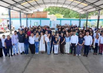 Encabeza Sofía Espinoza jornada de prevención y salud en Berriozábal