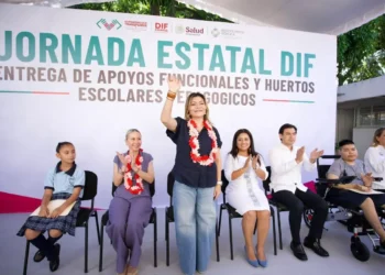 Encabeza Sofía Espinoza Abarca jornada de atención social en Tapachula