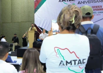 Fortalece SSP cercanía con transportistas para seguir construyendo carreteras seguras en Chiapas