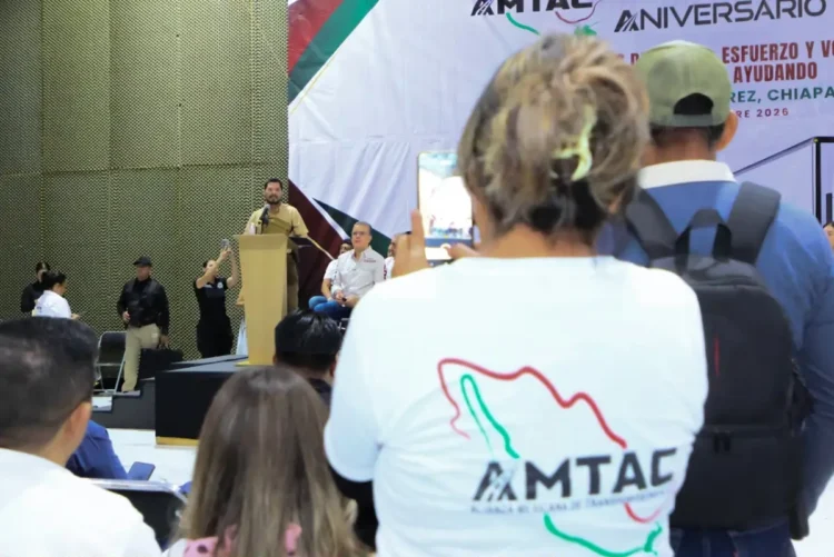 Fortalece SSP cercanía con transportistas para seguir construyendo carreteras seguras en Chiapas