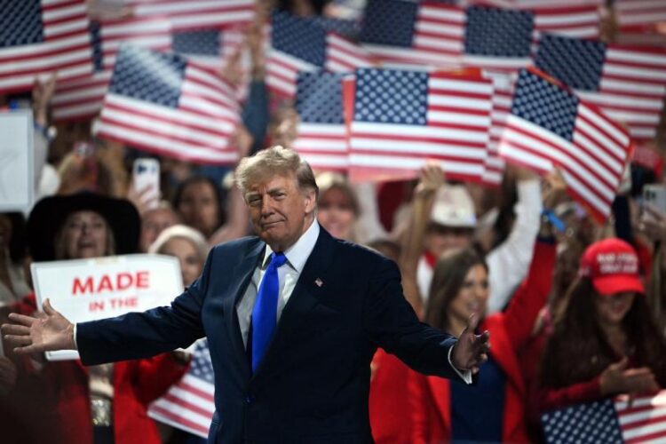 Trump financiará sus comerciales de TV tras críticas por uso de fondos públicos
