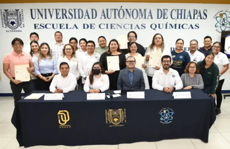 Fortalecen docentes de la UNACH sus competencias profesionales mediante certificaciones CONOCER